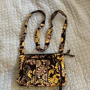 Vera Bradley Little Hipster crossbody purse
B